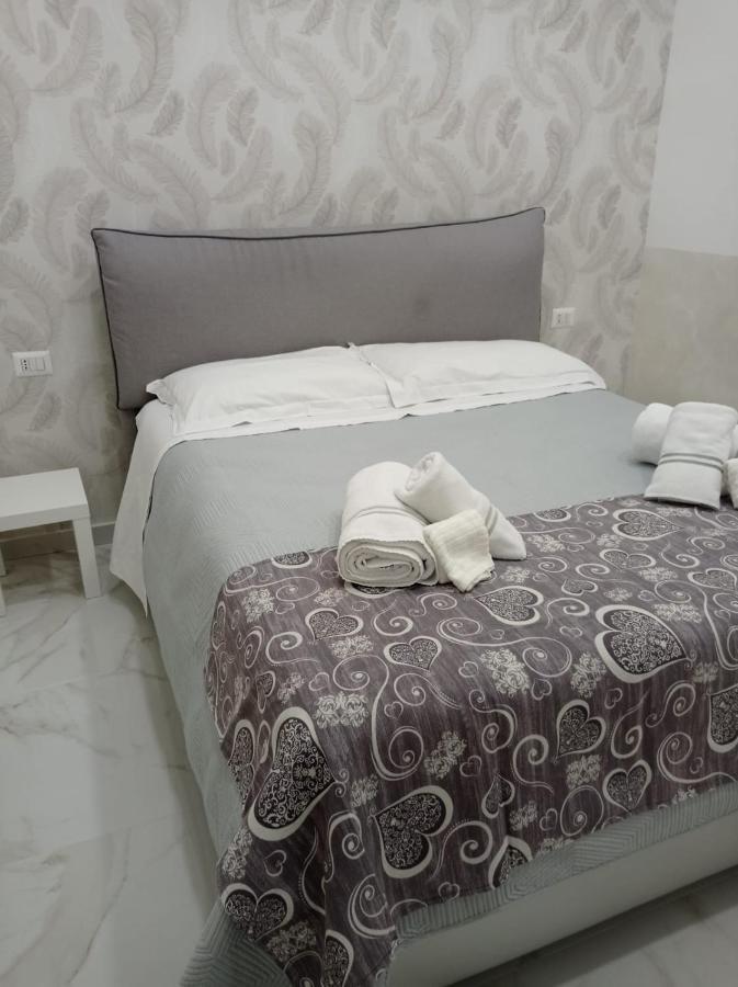 Dea'S Home Наполи Екстериор снимка